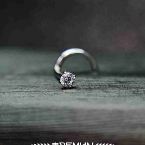 Nostril Screw Prong Set CZ